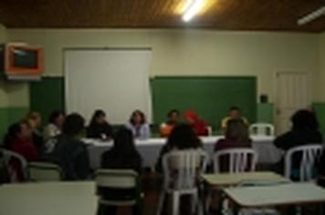 Realizadas mesas redondas com comunidades escolares
