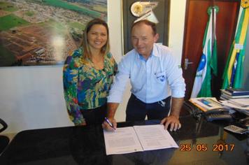 ASSINATURA DO CONTRATO DA ETE