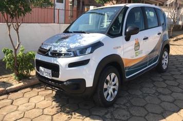 PREFEITURA ENTREGA CARRO 0 KM PARA DEPARTAMENTO DE ASSISTENCIA SOCIAL